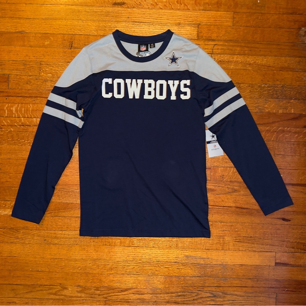 NFL Dallas Cowboys Long Sleeve Color Block
Logo T-Shirt Navy Blue Gray XS